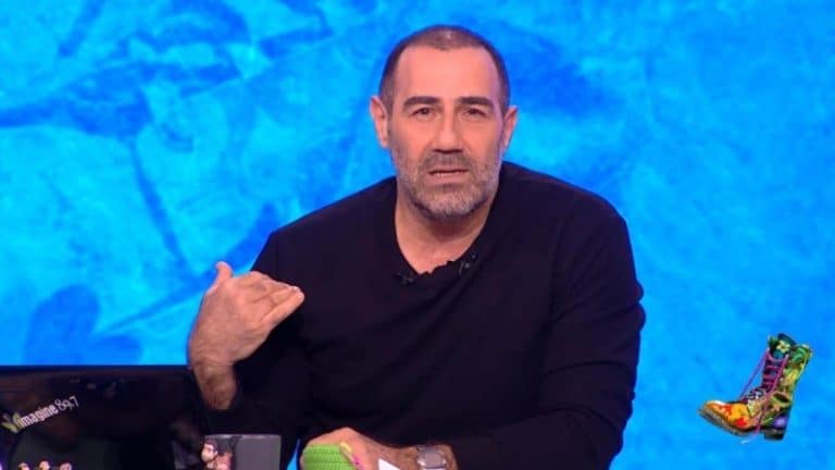 Δάκρυσε ο Αντώνης Κανάκης: Η απώλεια που τον ισοπέδωσε και η μάχη με την κατάθλιψη