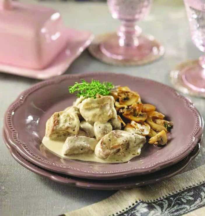 Ψαρονέφρι με σάλτσα από ροζέ κρασί και μανιτάρια