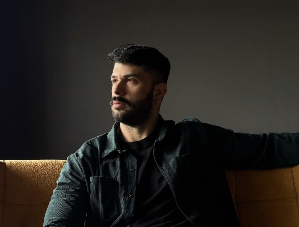 «Αν δεν αγαπάς» ήδη τον Κωνσταντίνο Θανόπουλο…θα τον αγαπήσεις με το καινούριο του τραγούδι!