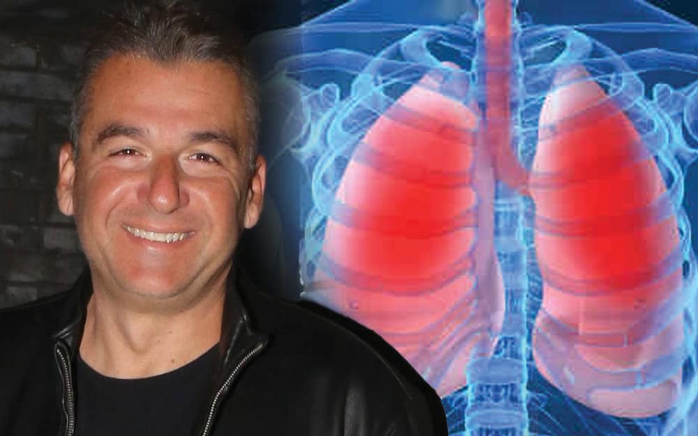 To πρόβλημα υγείας που βασανίζει τον Λιάγκα: «Δεν λειτουργεί ο πνεύμονάς μου»-Στο πλευρό του η Αντωνά