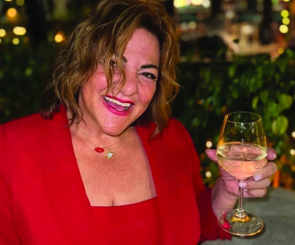 Βίκυ Σταυροπούλου: Οι ενέσεις έκαναν το θαύμα τους- Έμεινε μισή για τον γάμο της Δανάης