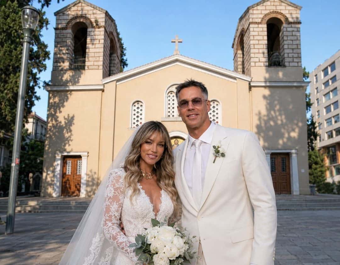 Παντρεύτηκαν Οικονομάκου-Τσερέλα στην Πλάκα: Τον βάφτισε Χριστιανό και τον πήγε σε θρησκευτική εκκλησία