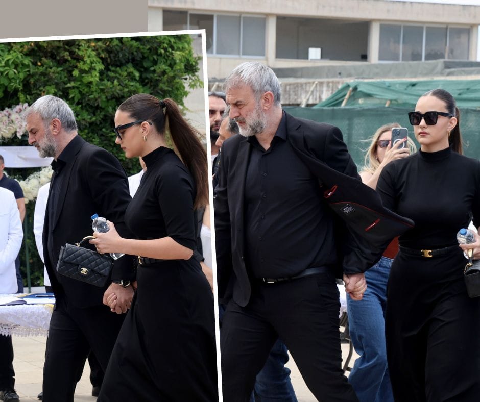 Βικτώρια Δέλλα: Με αξιοπρέπεια αποχαιρετάει τη μητέρα της-Έκρυβε τον πόνο της κάτω από τα μαύρα γυαλιά της