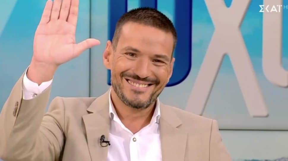 Κώστας Τσουρός: Τελευταία εκπομπή με άρωμα… καψούρας – Τι κρύβουν τα τραγούδια του φινάλε;