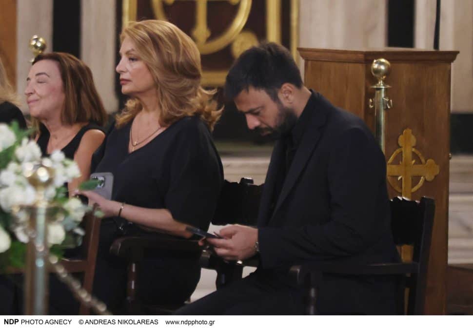 Κοντού-κηδεία: Γκερέκου και Γεωργίου σπαράζουν στο κλάμα-“Πού πας Μάρω μου, που πας;”