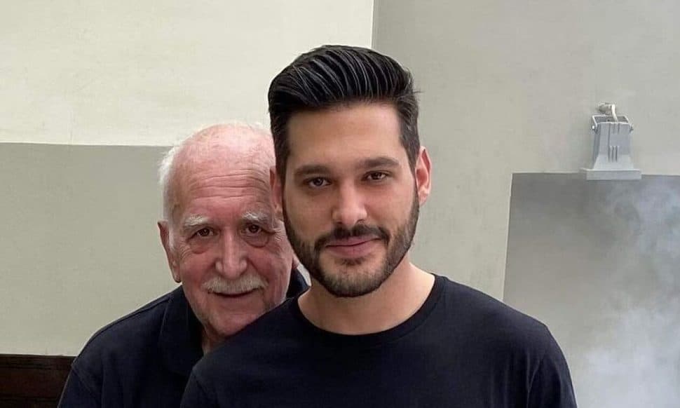Το παλιότερο σχόλιο του Φοίβου Παπαδάκη σε ανάρτηση του ΑΝΤ1: «Στη μέση η ξεφτιλισμένη!» – Σε ποια αναφέρεται;