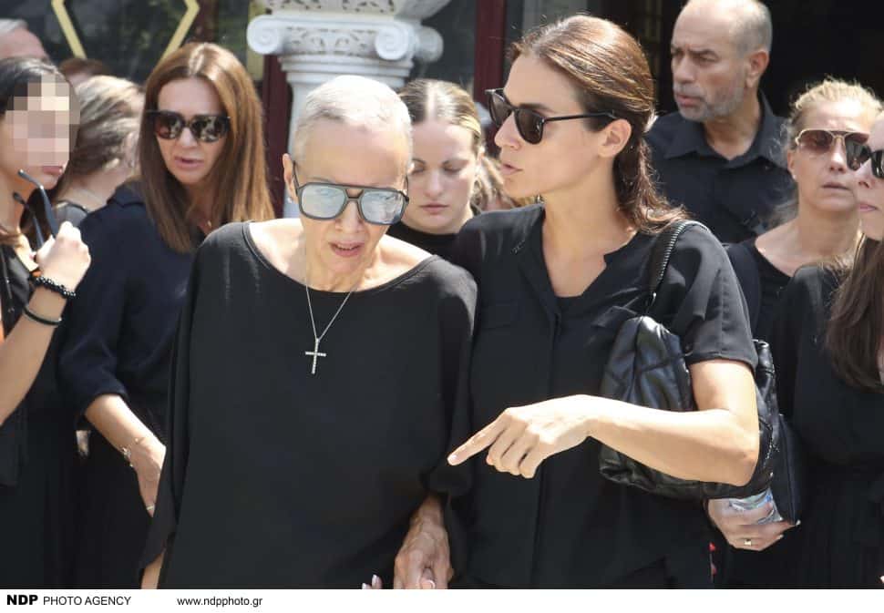 Τι κρύβεται πίσω από την αδυνατισμένη εμφάνιση της αδερφής του Κόκοτα, Έλλης: Όλη η αλήθεια για την υγεία της