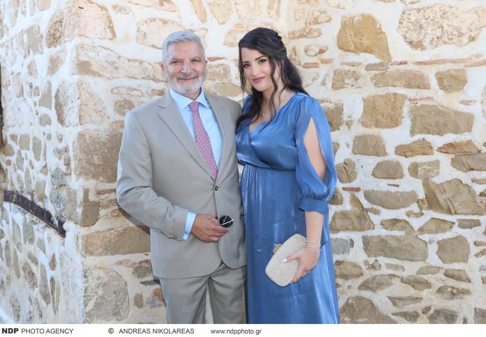Aσταμάτητος και καρπερός ο 65χρονος Πατούλης: Ξανά πατέρας – Έγκυος η σύζυγός του, Νάνσυ Κοιλού