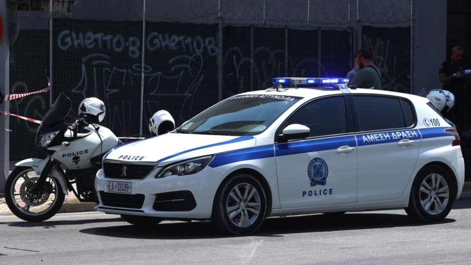 Ελευσίνα: Δύο δράστες επιτέθηκαν και τραυμάτισαν 32χρονο με μαχαίρι