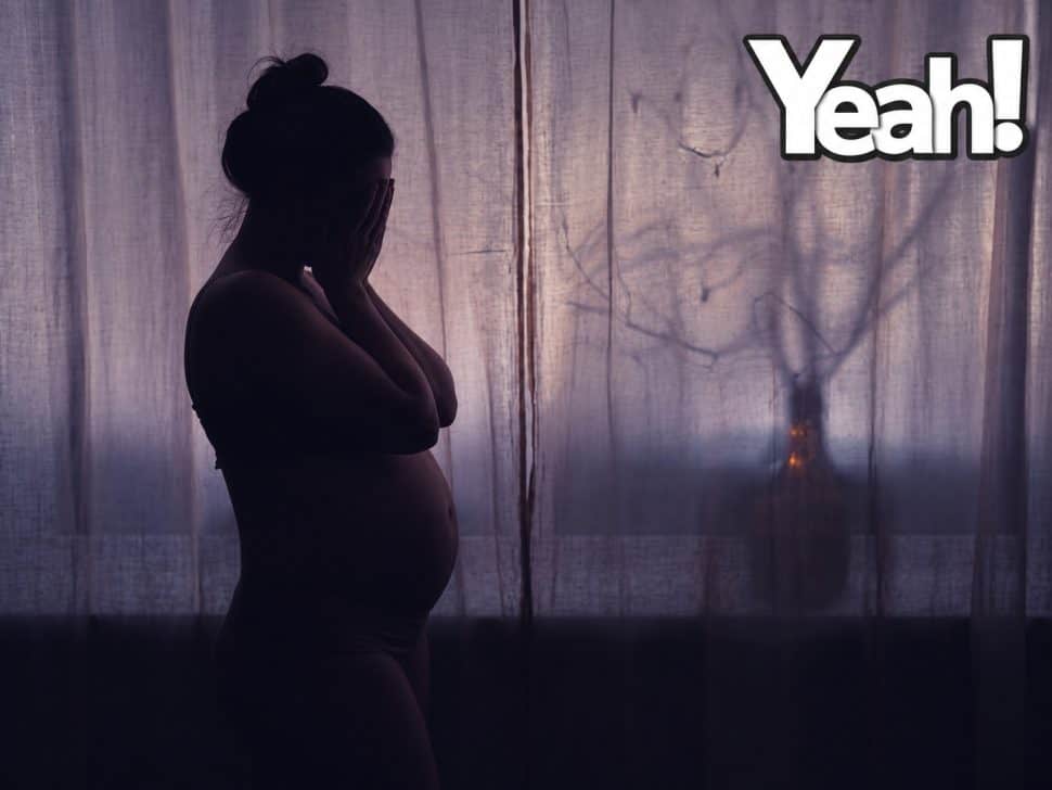 Άγρια επίθεση στη Νίκαια: 17χρονος χτύπησε έγκυο στην κοιλιά για να της αρπάξει το πορτοφόλι.